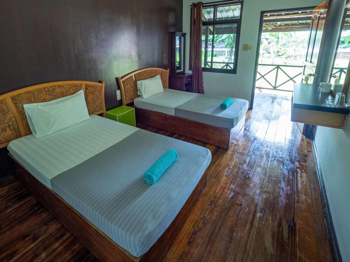 Benarat Lodge Gunung Mulu Nationalpark Exterior foto