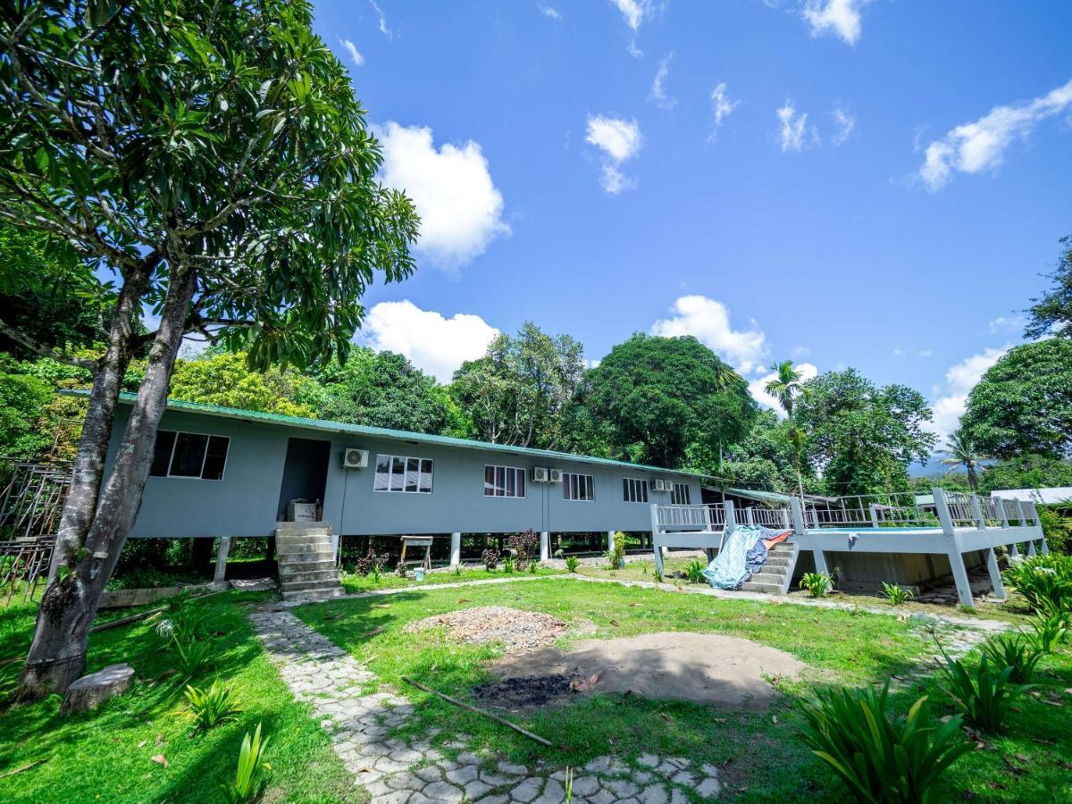 Benarat Lodge Gunung Mulu Nationalpark Exterior foto