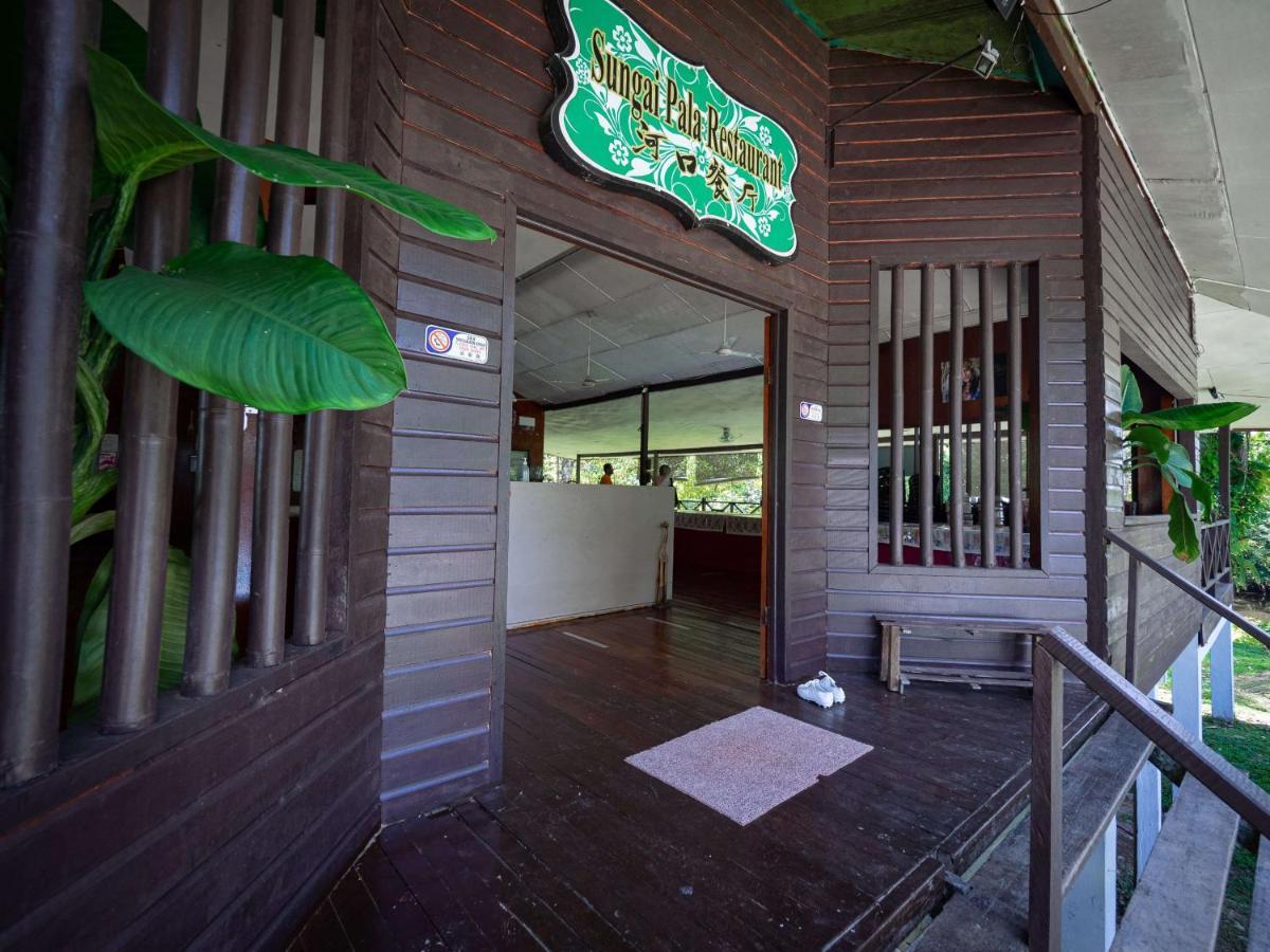 Benarat Lodge Gunung Mulu Nationalpark Exterior foto