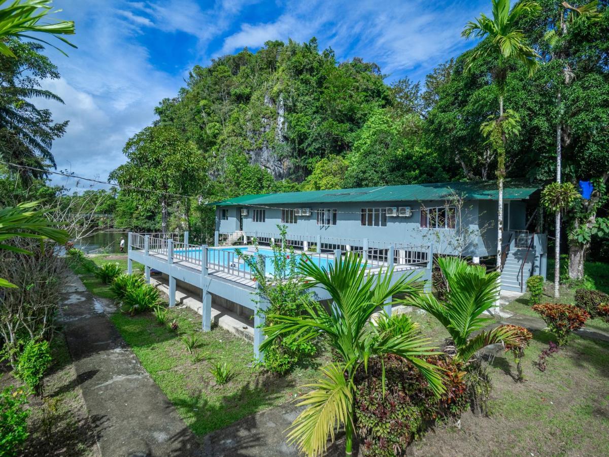 Benarat Lodge Gunung Mulu Nationalpark Exterior foto