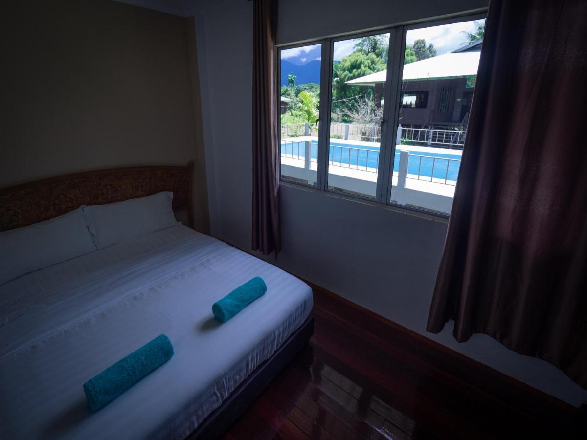 Benarat Lodge Gunung Mulu Nationalpark Exterior foto