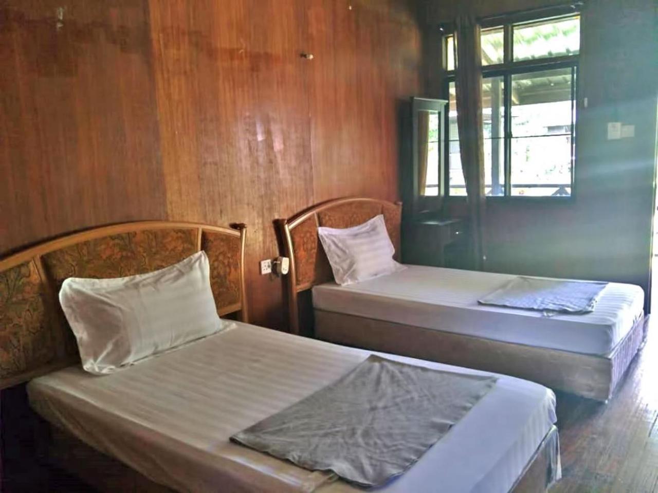Benarat Lodge Gunung Mulu Nationalpark Exterior foto