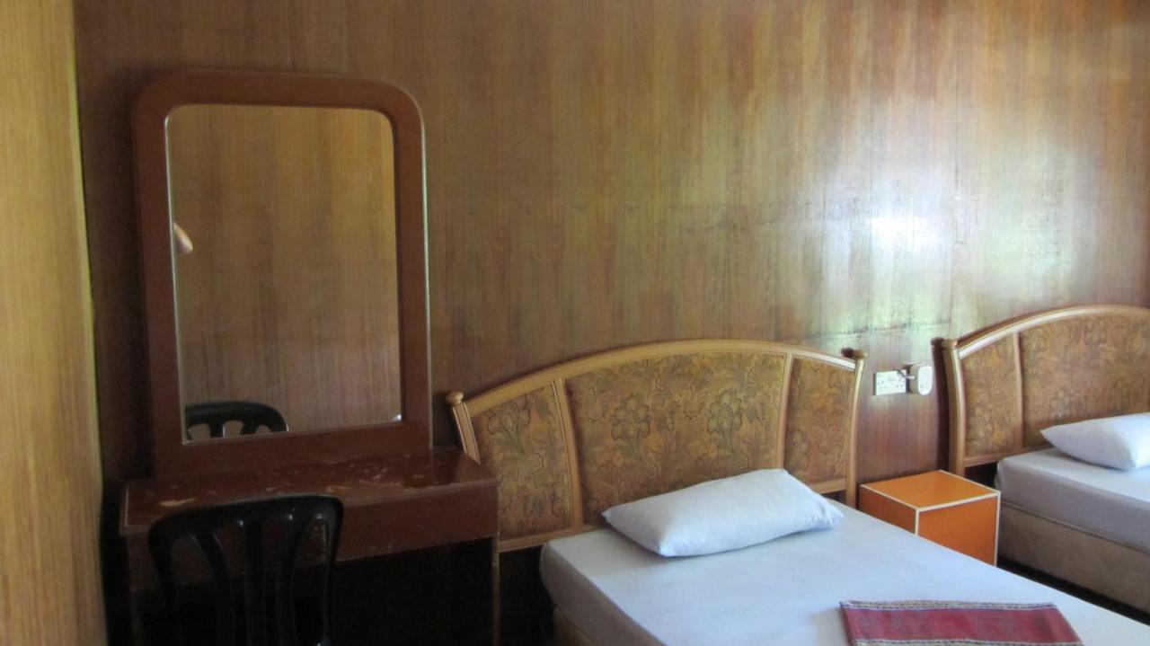 Benarat Lodge Gunung Mulu Nationalpark Exterior foto